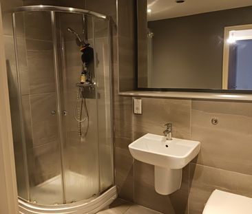 1 Bed Flat, Cross Green Lane, LS9 - Photo 6