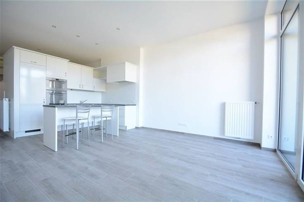 Appartement te huur - Photo 1