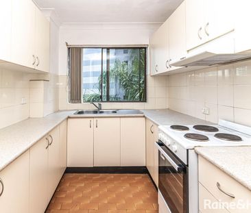 2 Bedroom Unit in a Central Location! - Photo 3