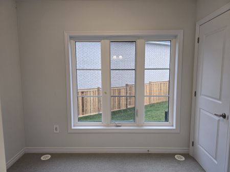 For Lease - 5959 Saigon Street Unit# Basement, Mississauga, Ontario - Photo 2