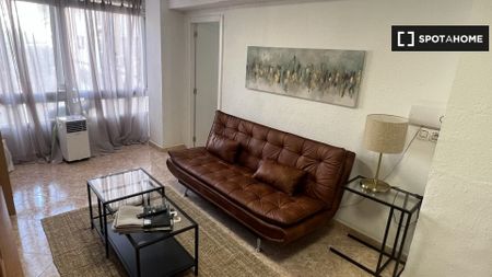 malaga, Andalusia 29011 - Photo 3