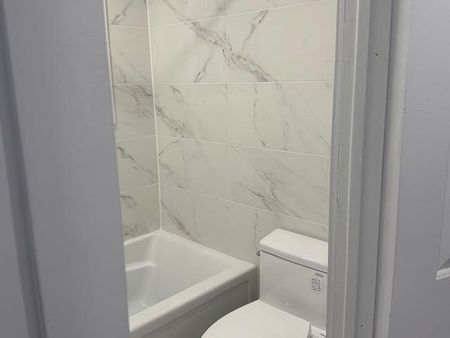 11541 Rue de Normandie - Photo 2