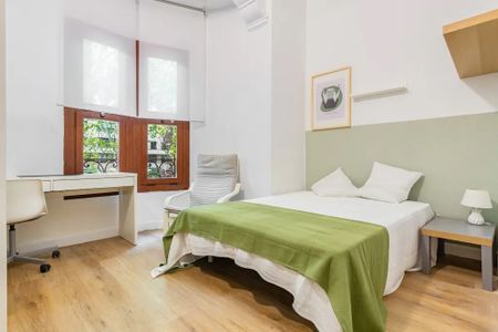 Gran Via Marquès del Túria Gran Via, Valencia, Valencian Community 46005 - Photo 2