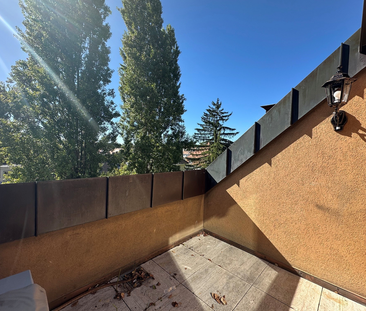 Charmante Dachwohnung mit Cheminée und sonnigem Balkon - Foto 6