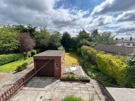 3 bedroom semi-detached house to rent - Photo 2