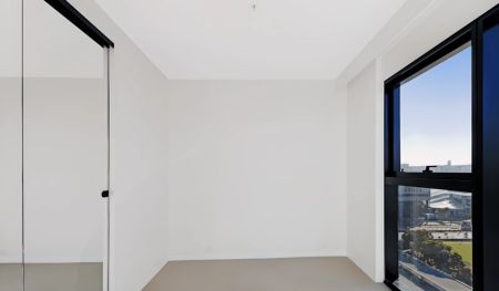 2 Bedroom*813 - Photo 3