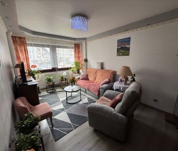Location Appartement 4 pièces 81m² - Photo 2