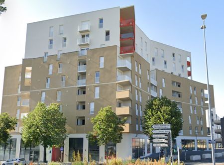CAEN - Photo 2