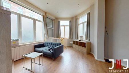 Flat for rent - Photo 2