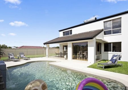 Female Accommodation @Molendinar - Photo 5