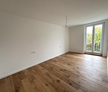 Moderne 2,5-Zimmer-Wohnung mit EBK, offenem Wohn-/Essbereich & Ankl... - Photo 6