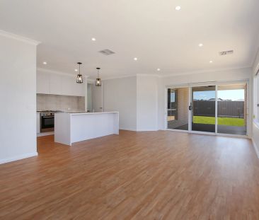 Fabulous Family Home! - Photo 1