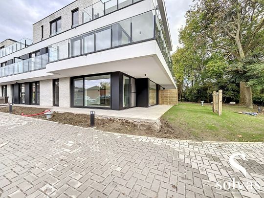 Ruim 2 slaapkamer appartement met tuin te centrum Knesselare! - Foto 1