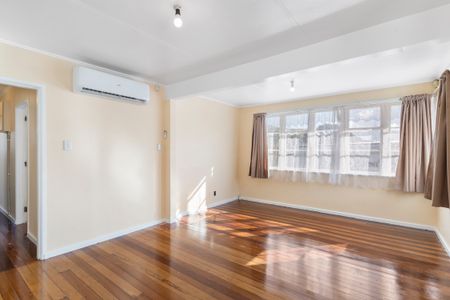 Perfectly Positioned Home - Photo 2