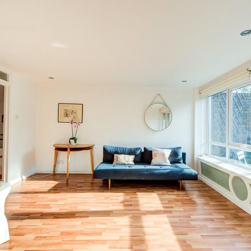 3 Bed Maisonette, Ebenezer Mussel House, E2 - Photo 1