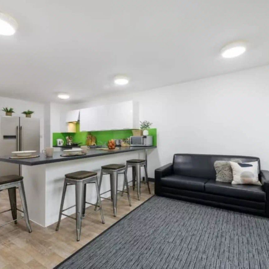 Standard En-suite - Photo 1