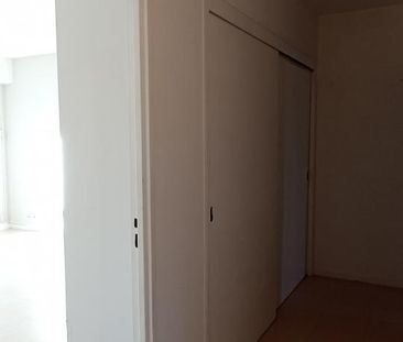 F2 en rez-de-chaussée rue Eugène Maës - Photo 6