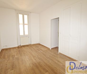 Location Appartement 3 pièces 60m² LA SEYNE SUR MER 83500 - Photo 2