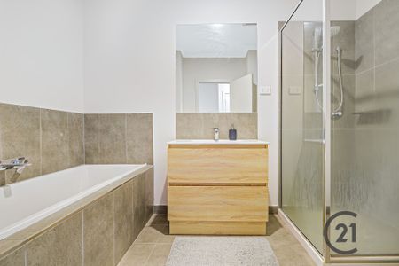 Modern Comfort in a Prime Noble Park Location - Photo 2