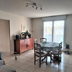 Appartement à louer 4 pièces 74.42m² - Photo 2