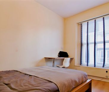 7 Bed 2 Bath - Photo 1