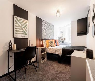 6 bedroom semi-detached house to rent - Photo 6