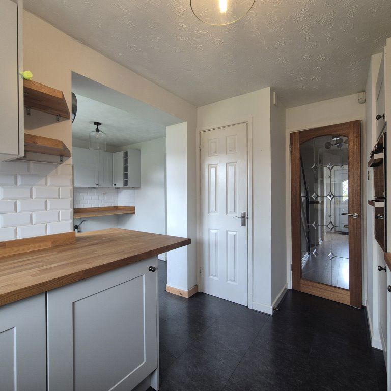 Vestry Close, Old Hill, Cradley Heath, B64 - Photo 1