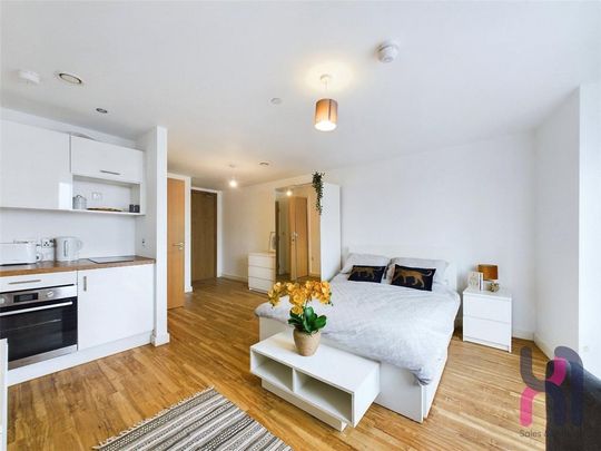 1 bedroom flat to rent - Photo 1