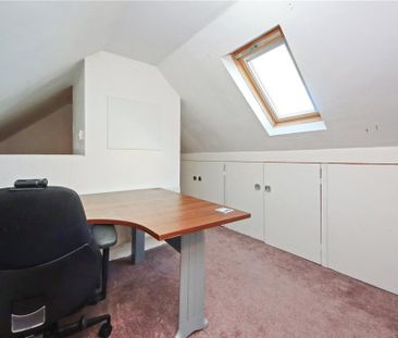 2 bedroom semi-detached house to rent - Photo 3