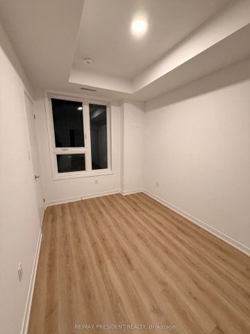 90 ALL NATIONS Drive #TH7-151 - Photo 2