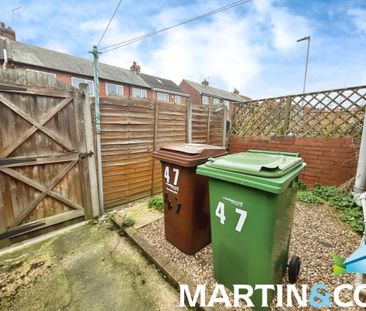 2 bedroom terraced house to rent - Photo 1