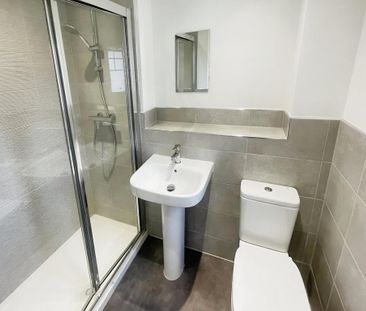 4 bedroom detached house to rent - Photo 5