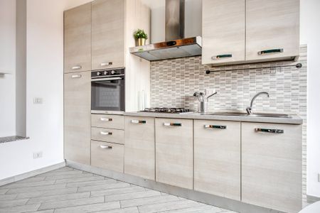 Beautiful private room in Via Pezzotti - Photo 5