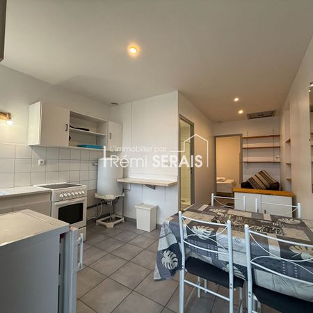 Location Appartement 2 pièces 28m² - Photo 3