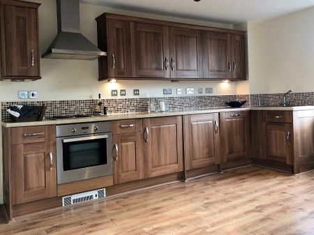 2 bedroom apartment to rent - Photo 3