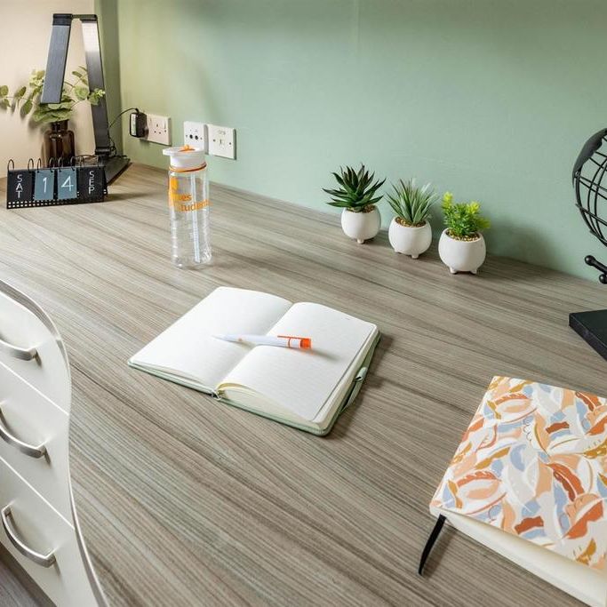 1 bedroom in a flat share to rent - Photo 1