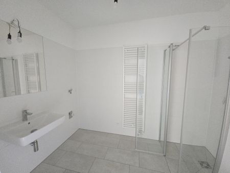 Geförderte, neuwertige 2 Zimmer Wohnung mit großem BALKON in Innenhoflage - Puchstraße 44 - Top 009 - Photo 5