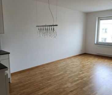 Charmante 2-Zimmer Gartenwohnung mit Loggia in 1210 Wien – Jetzt mi... - Foto 1