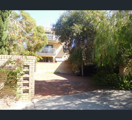 18/25 The Avenue, Crawley, WA 6009 - Photo 4