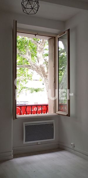 LOCATION d'un appartement T2 (39 m²) à CARPENTRAS - Photo 1