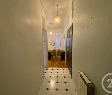 Location Appartement 3 pièces 64m² NICE 06300 - Photo 2