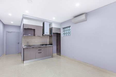 39/11 Stuart Street, Concord West. - Photo 3