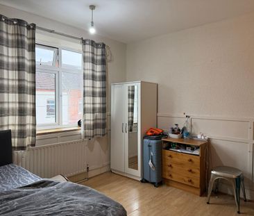 2 Bed Flat, Brooklyn Road, CV1 - Photo 3