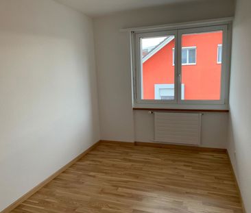 4.5 Zimmer, 83 m², 2. Stock - Photo 1