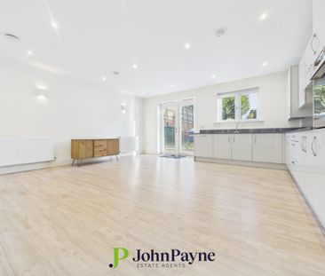 Warwick Road, Coventry, West Midlands, CV3 6AG - Photo 6
