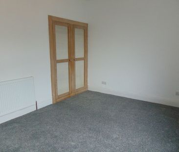 Townley Street, Briercliffe - Photo 2