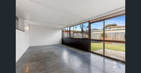 Fantastic, Fashion Conscious Family Spaces!!!! - Photo 2