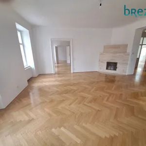 Hier müssen Sie nicht mehr mit der Kirche ums Kreuz - Superschön, ruhig gelegen und unbefristet Nahe Franziskanerplatz - Photo 2