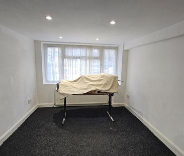 1 bedroom ground floor maisonette to rent - Photo 3