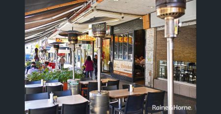 Two Bedroom Apartment Offering Luxury & Convenient Lifestyle - Photo 4